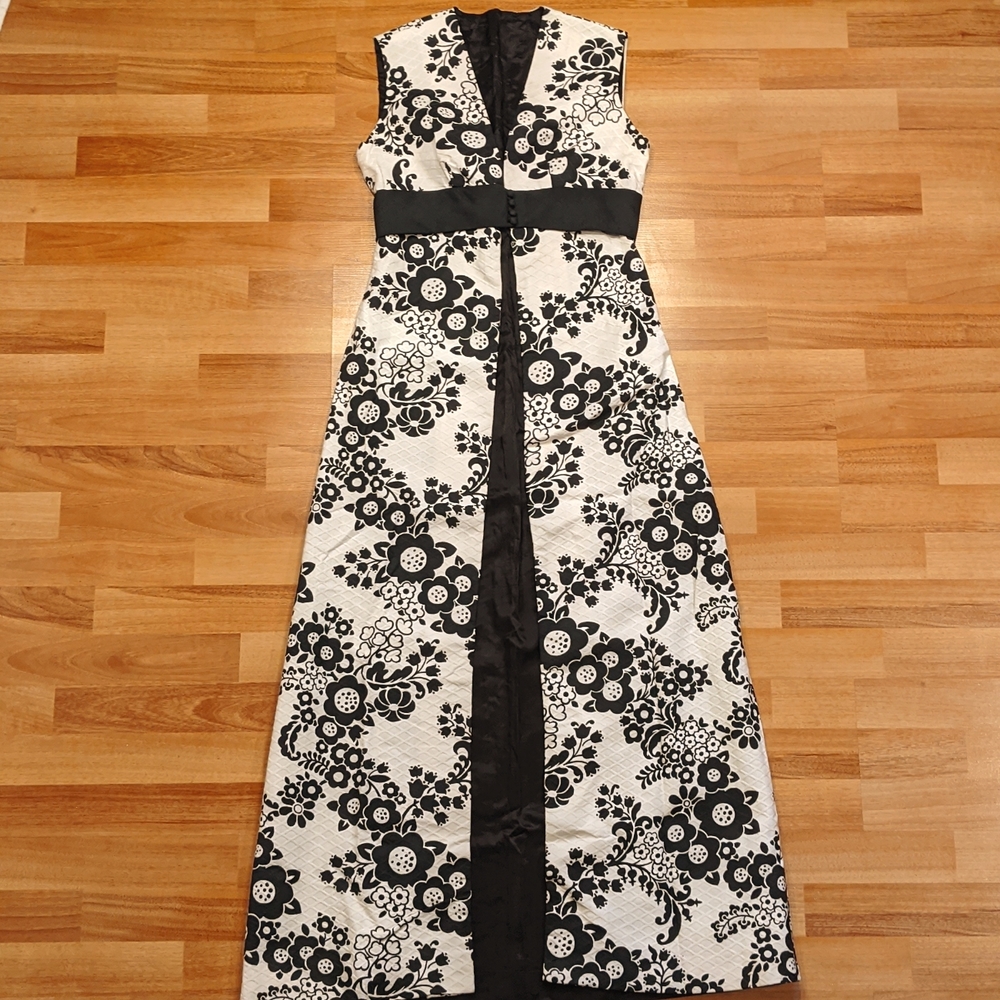 Vintage 1970's long open front hostess vest dress